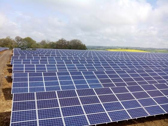 Planta-solar-Bishops-Sutton-en-UK-Eiffage-Energía