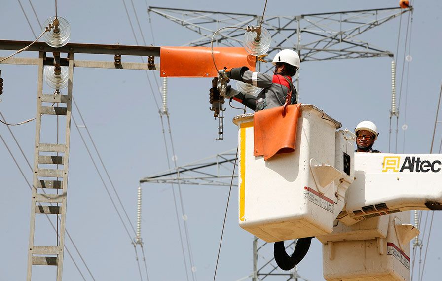 eiffage-energia-trabajos-en-tension-tribuna-albacete