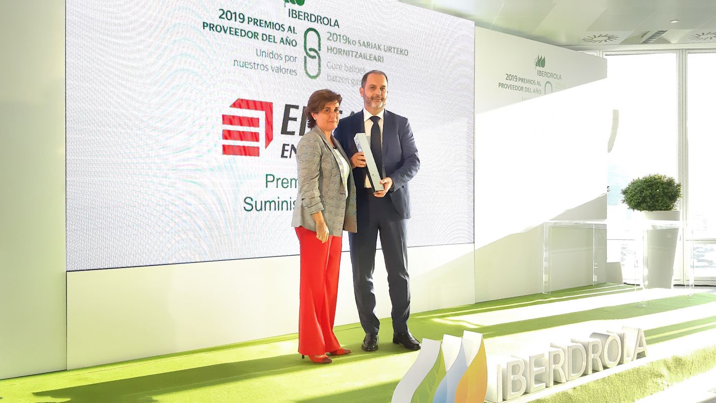 Iberdrola-concede-el-premio-especial-mejor-proveedor-del-año-2019-a-Eiffage-Energía