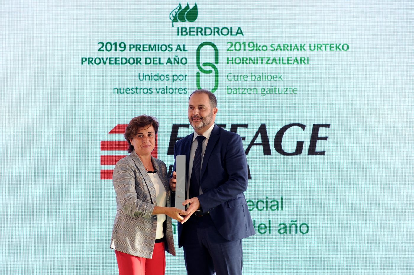 Iberdrola-entrega-a-Eiffage-Energía-el-Premio-al-Mejor-Proveedor-del-año