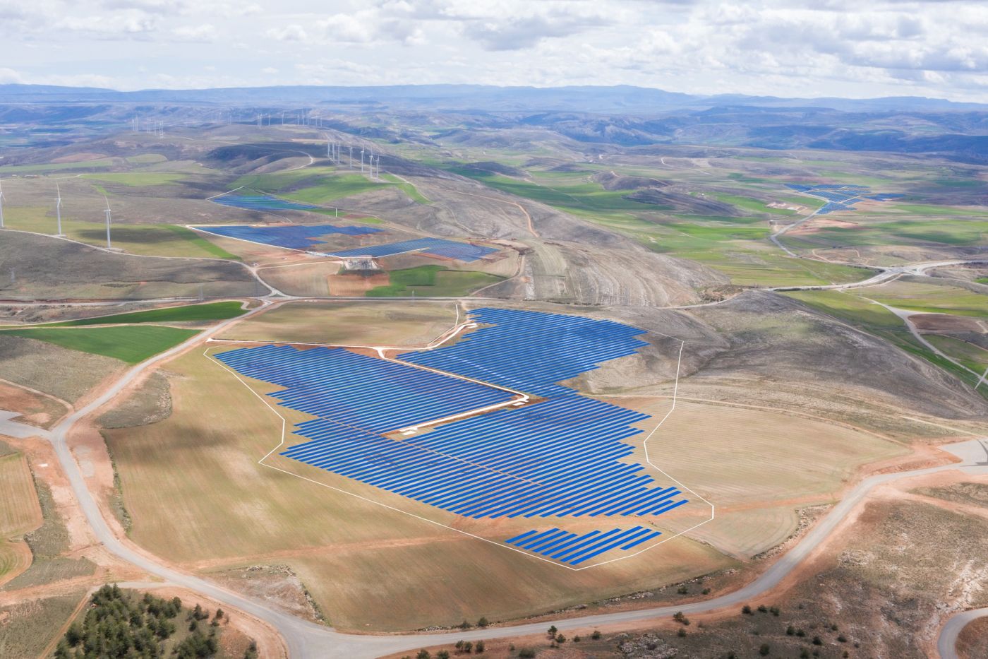 Planta-Solar-Montesol-en-Teruel-Eiffage-Energía